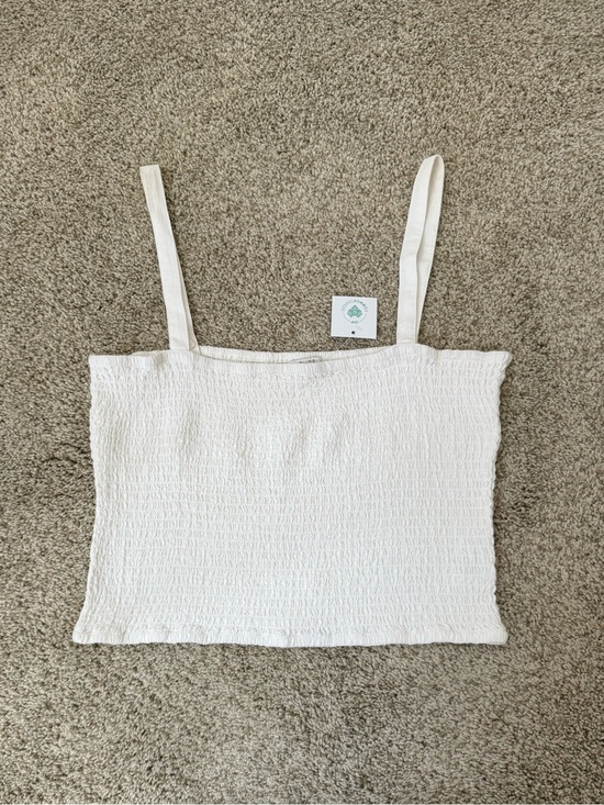 Z Supply Tops - NWT Z Supply Amelie Smocked Linen Crop Top Size L